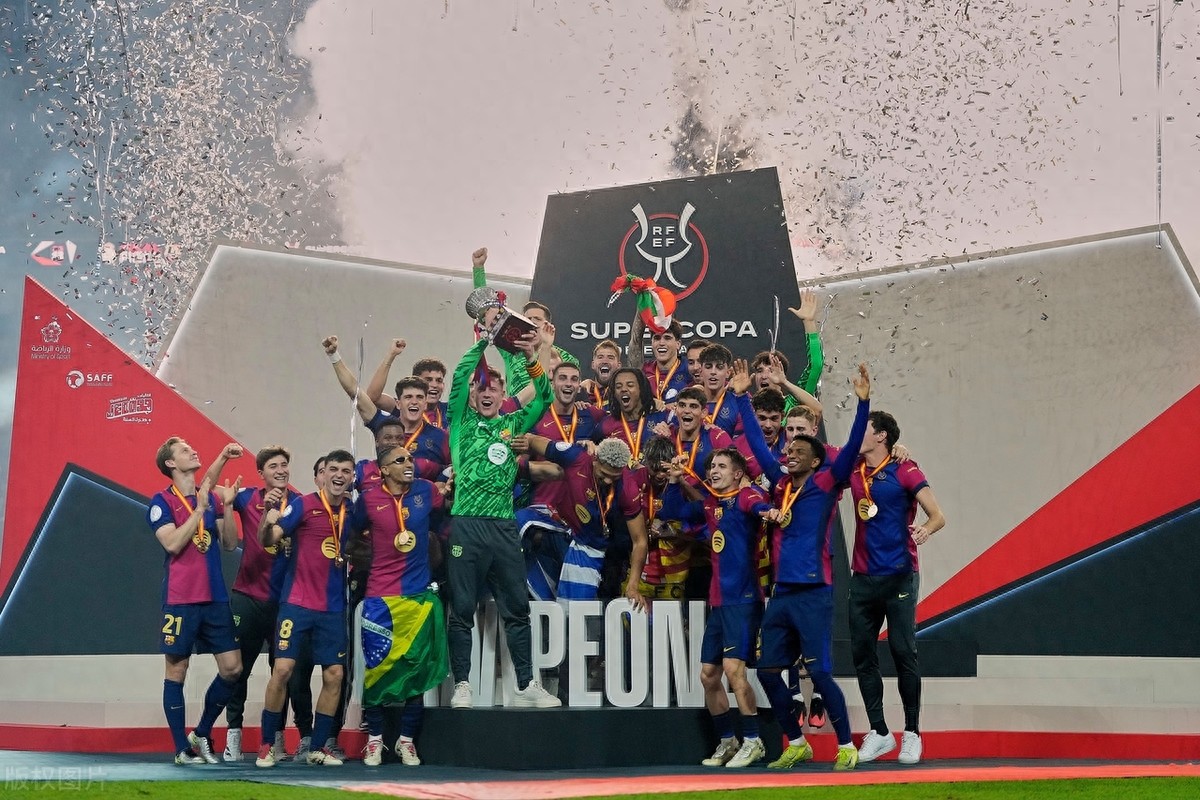 巴塞罗那球队豪取联赛胜利晋级决赛