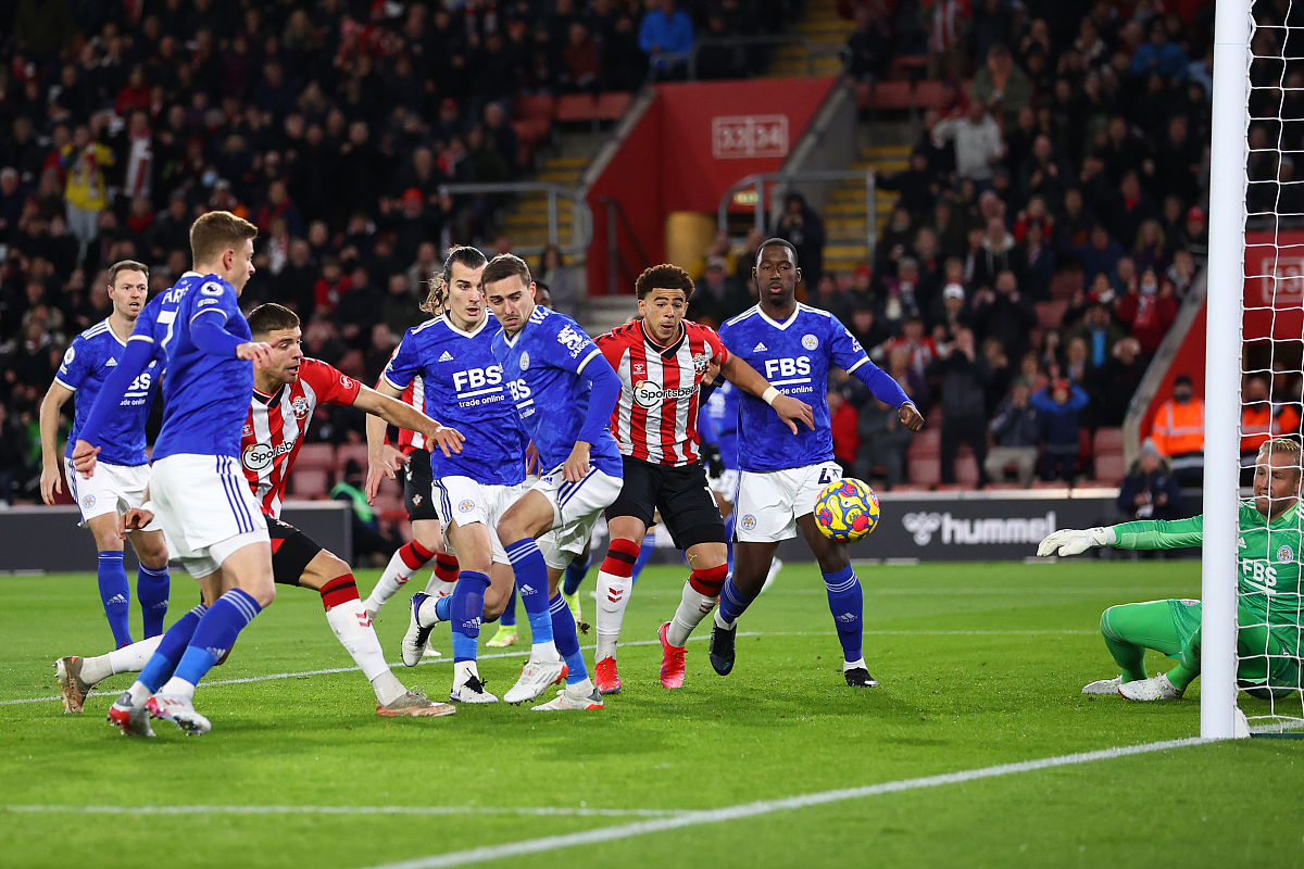 霍芬海姆主场失利，众志成城为荣誉而战