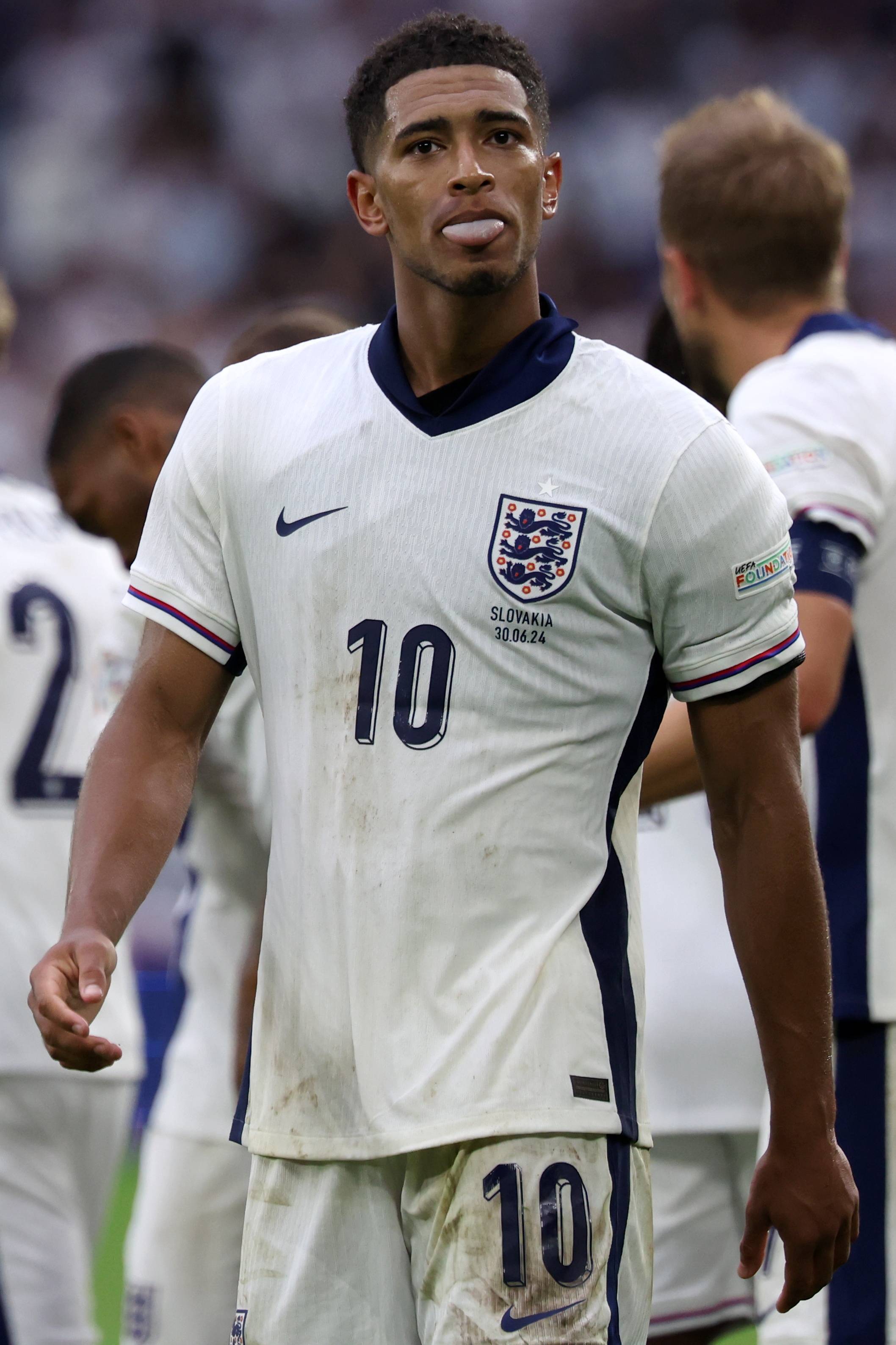 英格兰小组出线，晋级欧锦赛八强