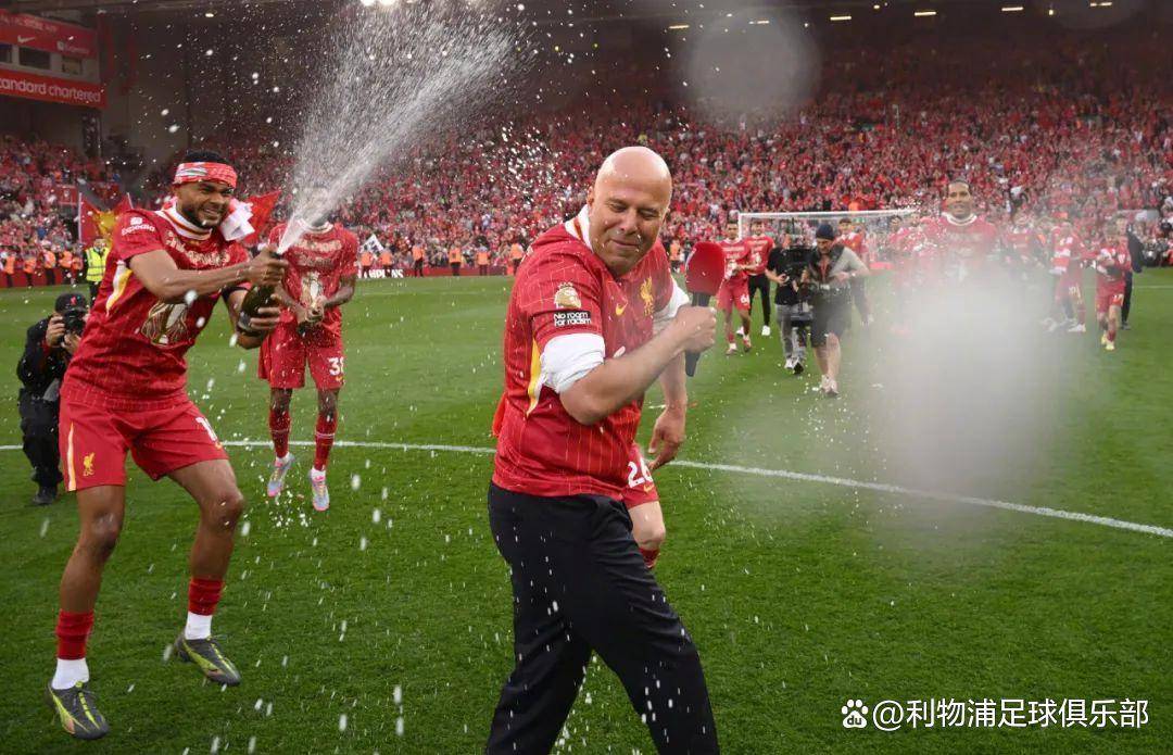 利物浦躲出平混战助实现豪胜
