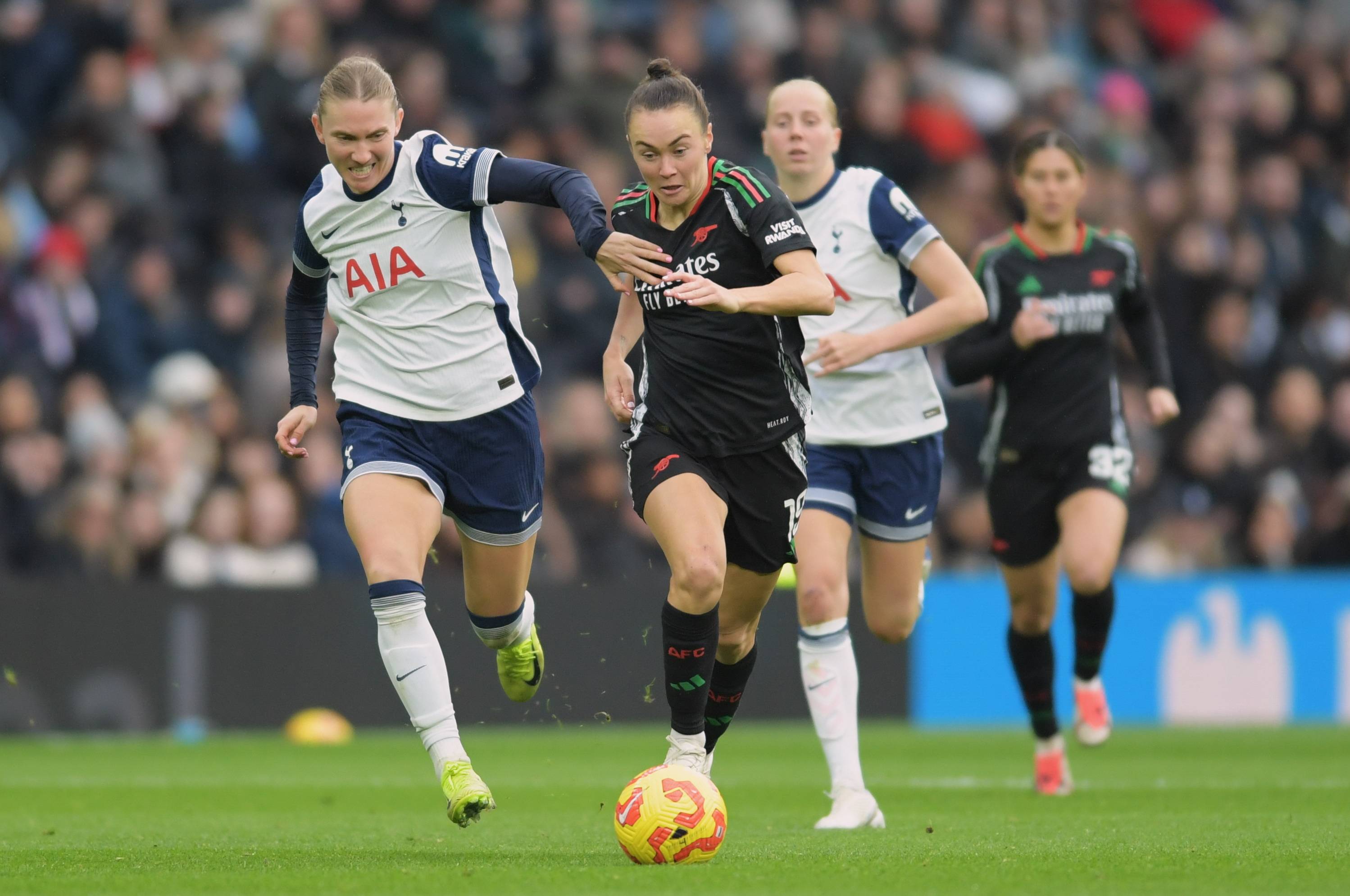 全球女足比赛场上的黑马球队