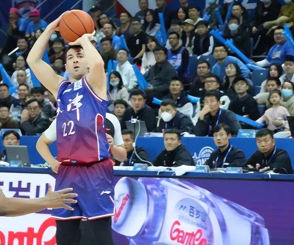 九游体育在线登录-包含辽宁队主帅好心助人，球队士气高涨的词条