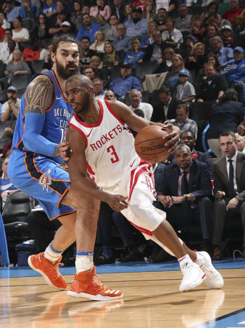 九游体育网页版登录入口-球员战术配合默契，实现连胜纪录