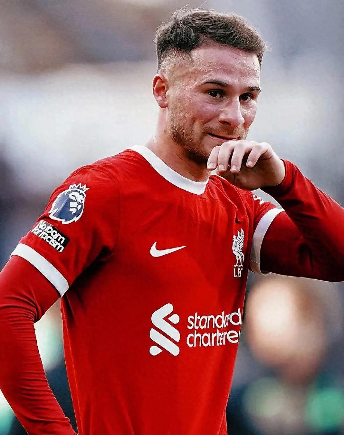 九游体育登录-利物浦新援表现抢眼，助球队夺冠！