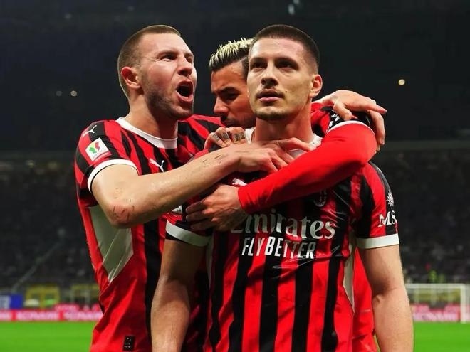 九游体育亚洲官网-意甲豪门米兰双雄分别受伤，赛季前景堪虑