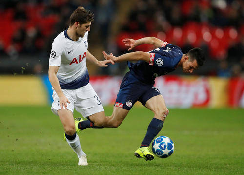 包含阿贾克斯力克对手，晋级下一轮比赛的词条