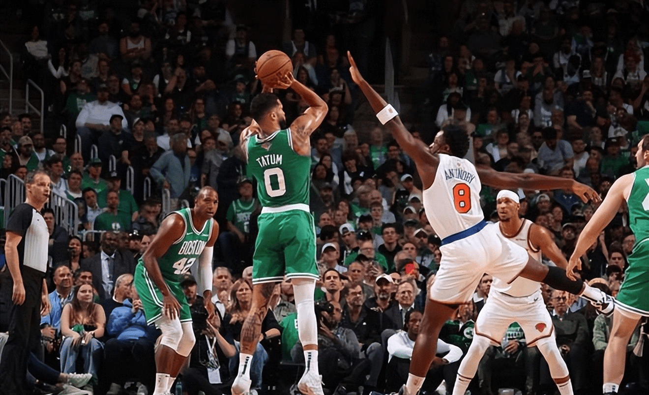 九游体育在线-NBA新赛季开幕战：湖人对阵凯尔特人，巅峰对决