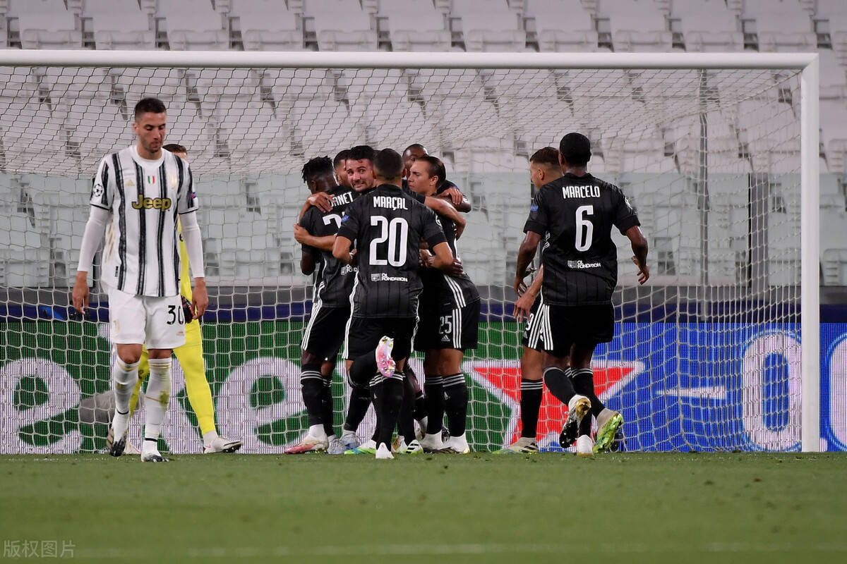 里昂主场遭遇惨败，遭遇黑马绝杀