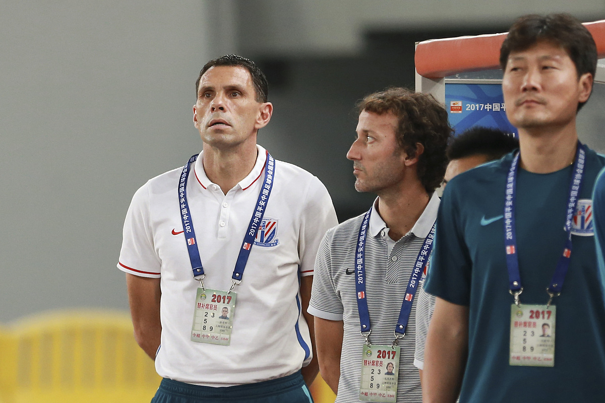 巴西球队最新引援引发球迷热议，究竟是英明还是不智？的简单介绍