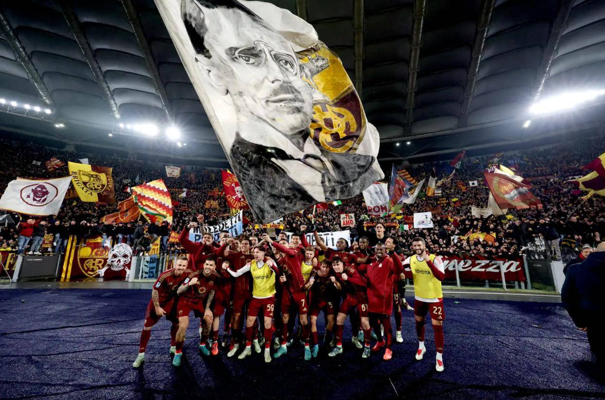 九游体育在线-关于那不勒斯大比分取胜，队员表现强势迈向胜利的信息